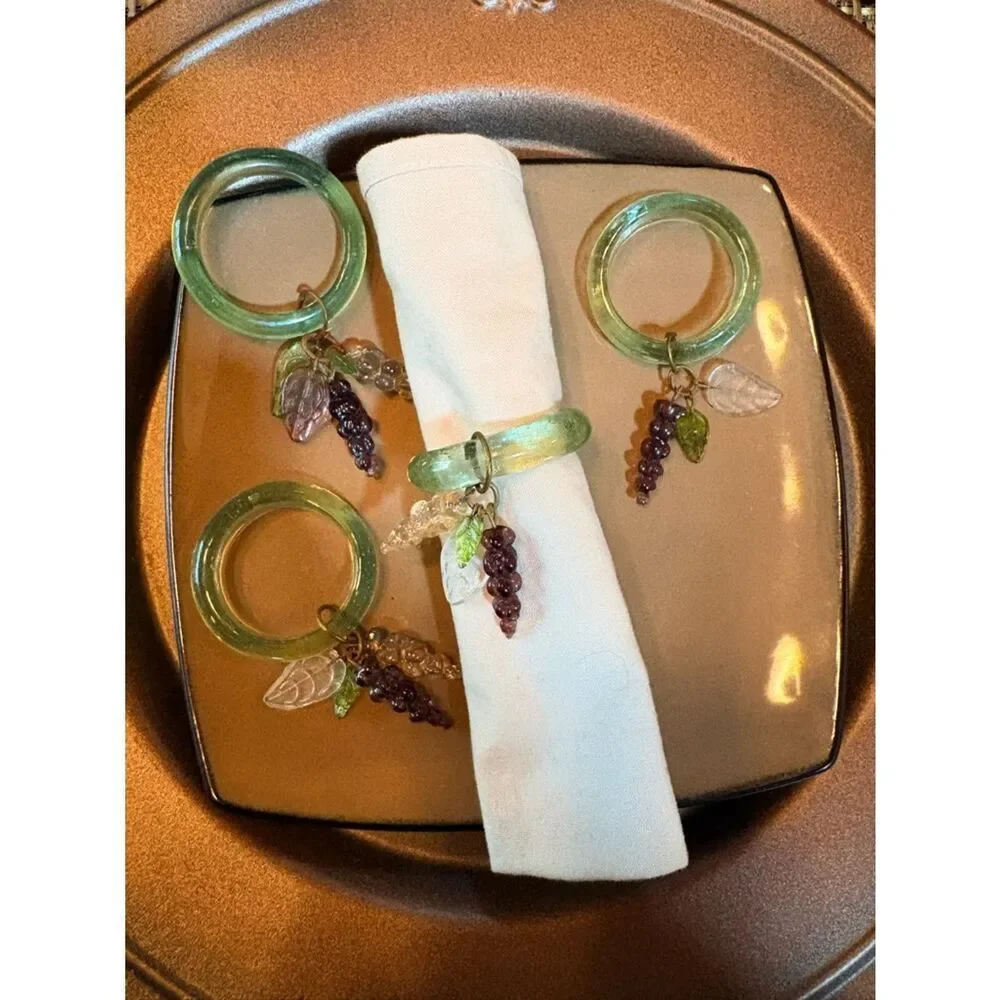 Set 8 Vintage Glass Napkin Rings with Grape Charms Green Clear